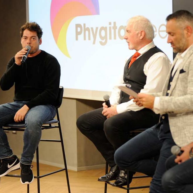 Smart leader for smart company​ | phygitalweek